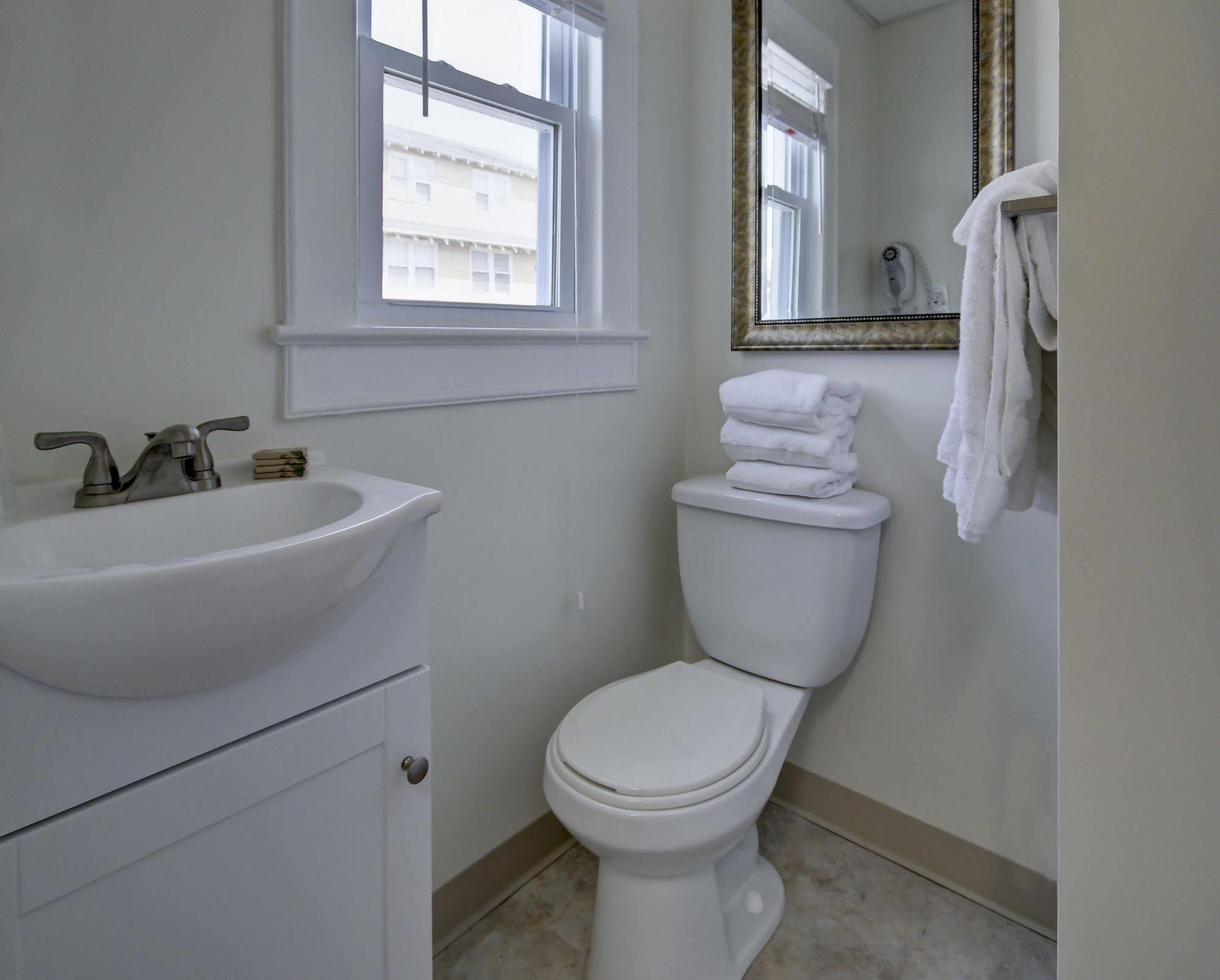 The Wellington Hotel & Suites Oceanblock Ocean City Dış mekan fotoğraf