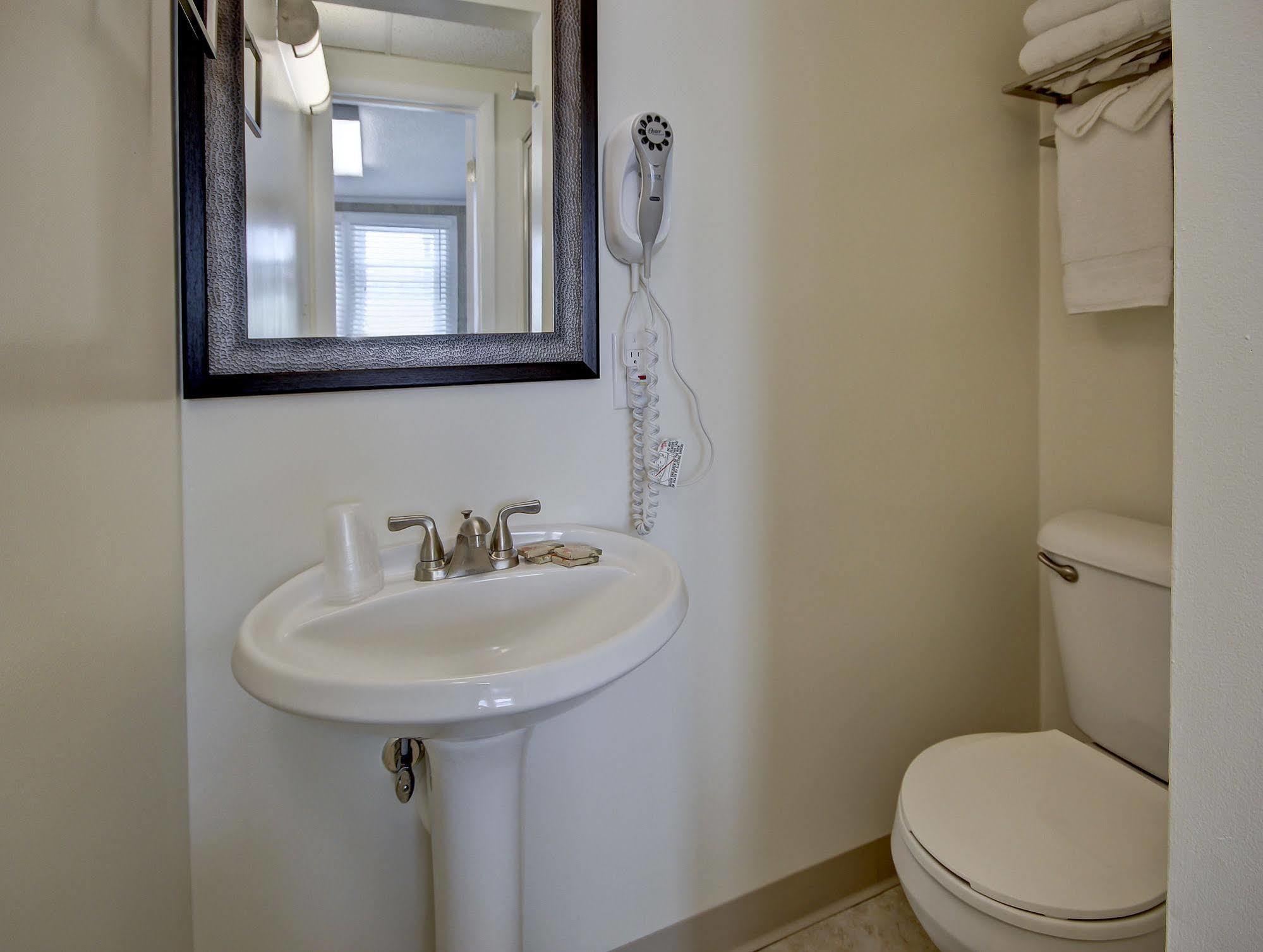 The Wellington Hotel & Suites Oceanblock Ocean City Dış mekan fotoğraf