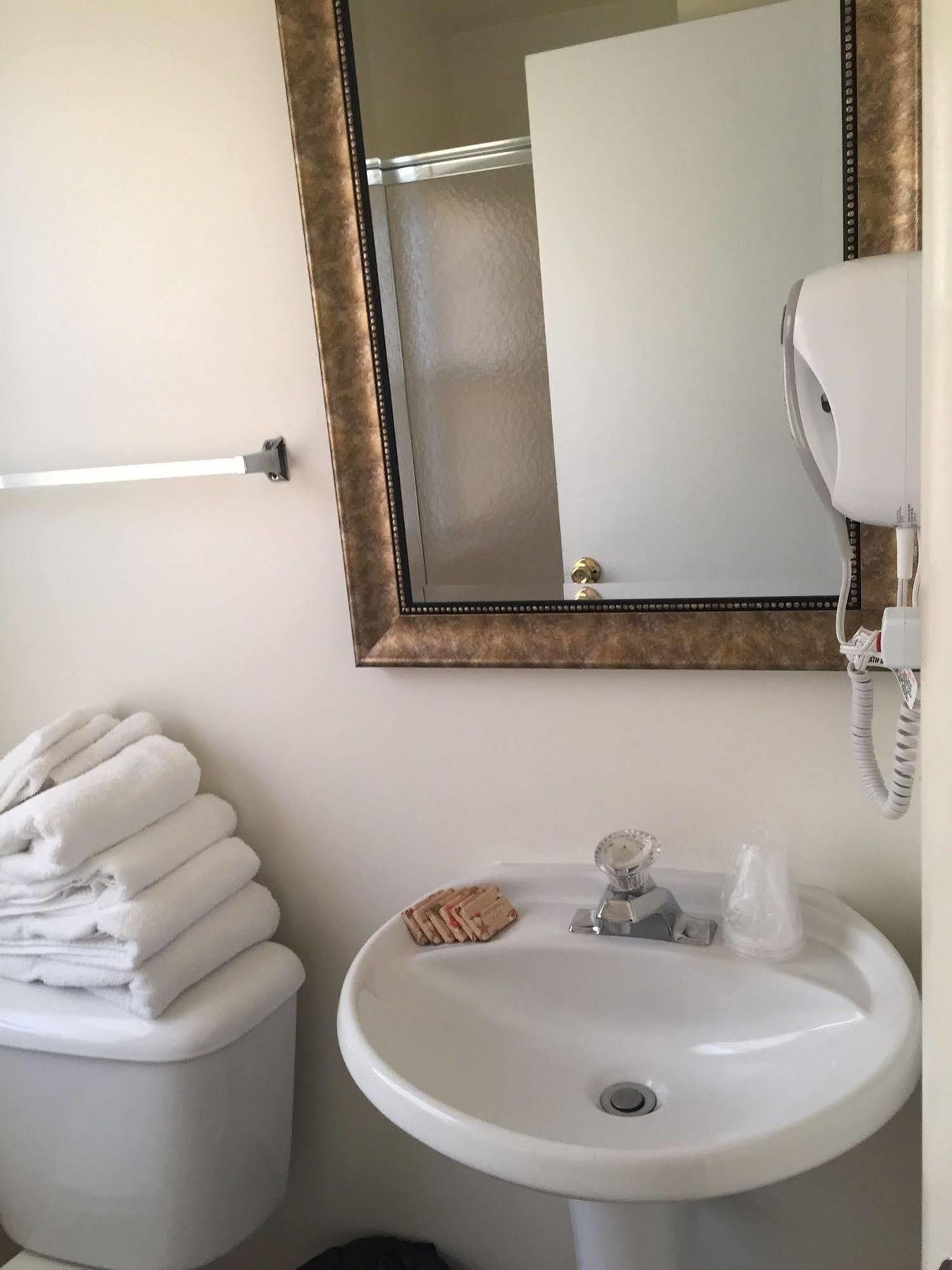 The Wellington Hotel & Suites Oceanblock Ocean City Dış mekan fotoğraf
