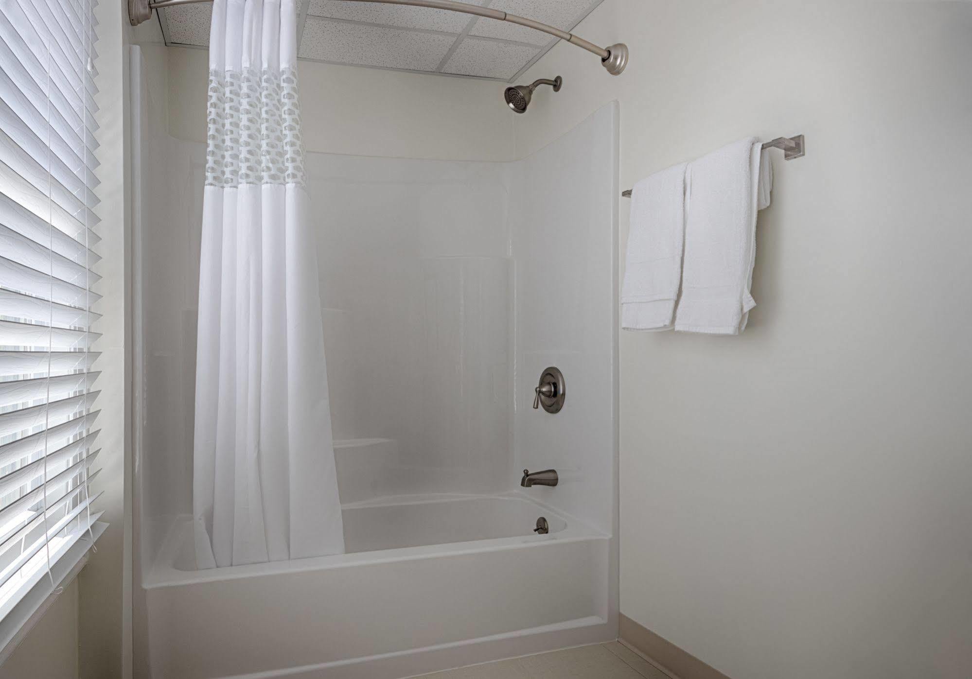 The Wellington Hotel & Suites Oceanblock Ocean City Dış mekan fotoğraf